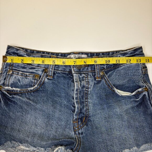 Free People Mid Rise Denim Shorts Womens Size 24 Blue Distressed Button Fly Boho - Picture 6 of 8